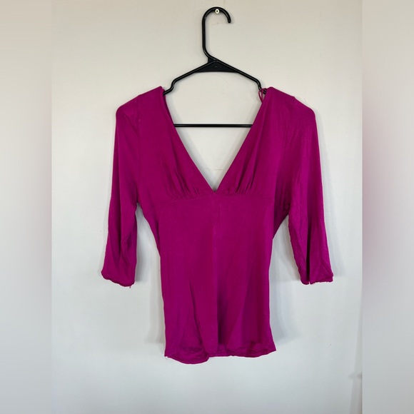 Free People Women's V-Neck Magenta Top - Picture 3 of 5